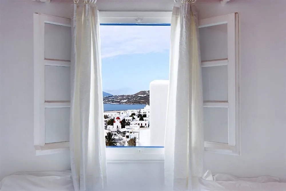 Mykonos Town Boho Private Luxury Suites בית הארחה